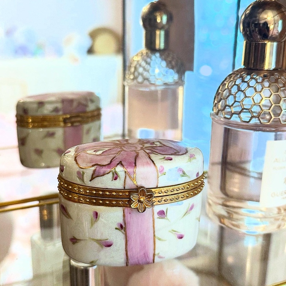 Vintage Pink Ribbon Trinket Box